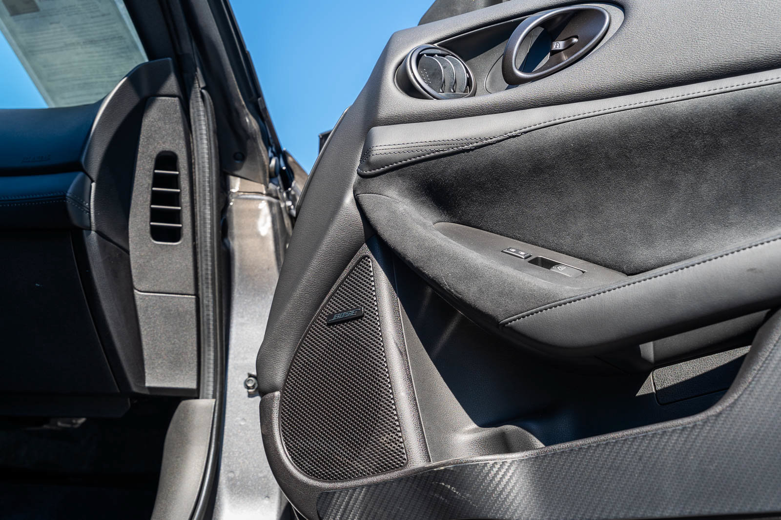 Used 2025 Nissan Z Performance w/ Floor Mat Package RWD image 27