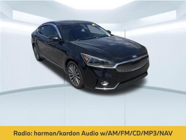 Used 2017 Kia Cadenza Premium w/ Luxury Package FWD image 4