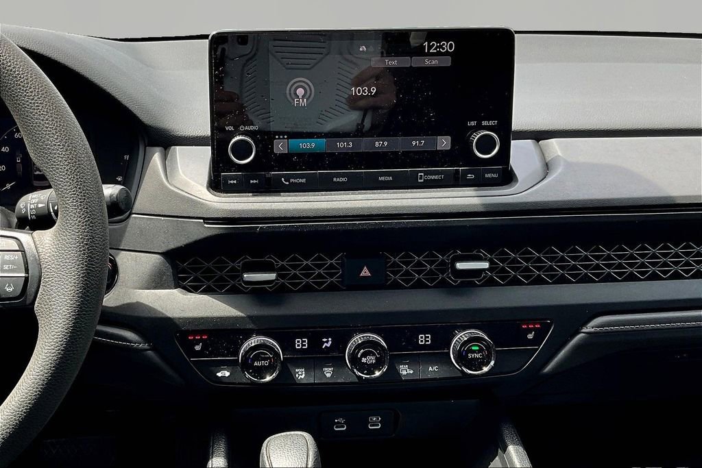 Used 2024 Honda Accord EX image 9