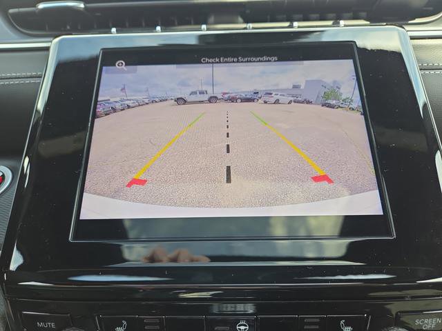 New 2025 Jeep Grand Cherokee Altitude image 10