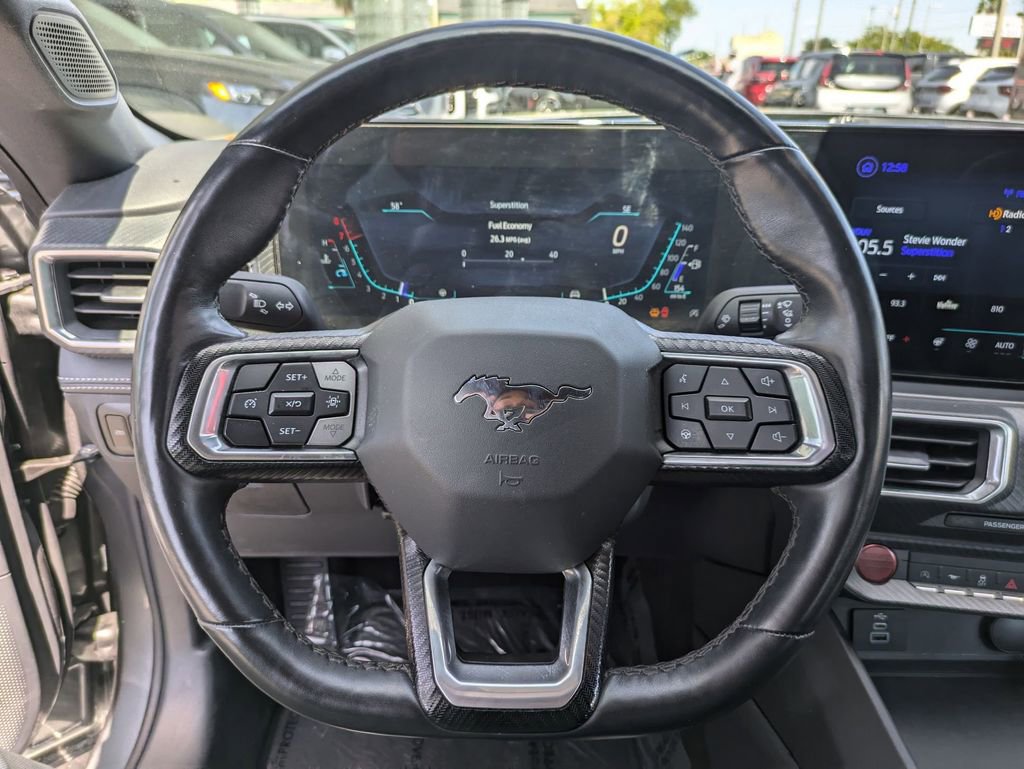 Used 2025 Ford Mustang Premium image 21