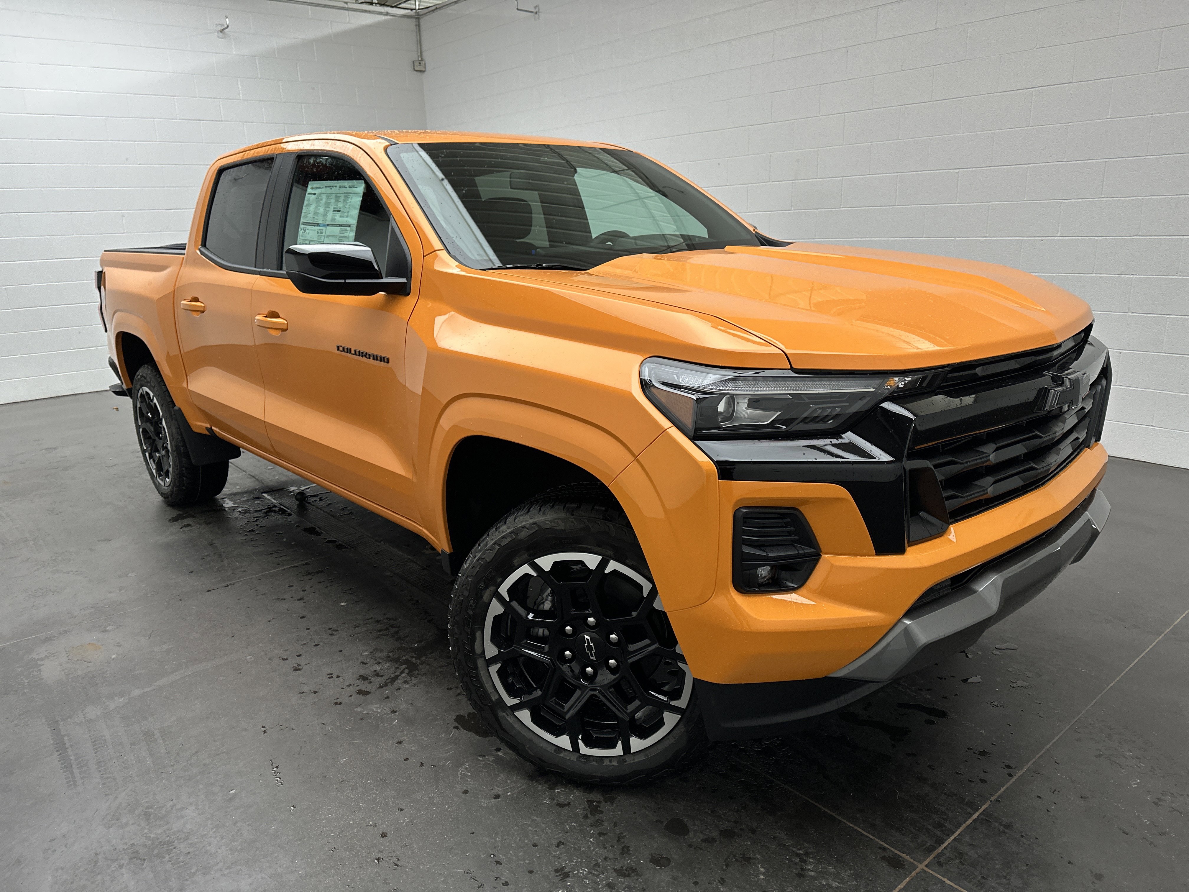 New 2026 Chevrolet Colorado Z71 w/ Z71 Convenience Package 2 image 1