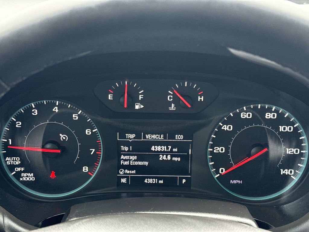 Used 2025 Chevrolet Malibu RS w/ LPO, Floor Liner Package image 10