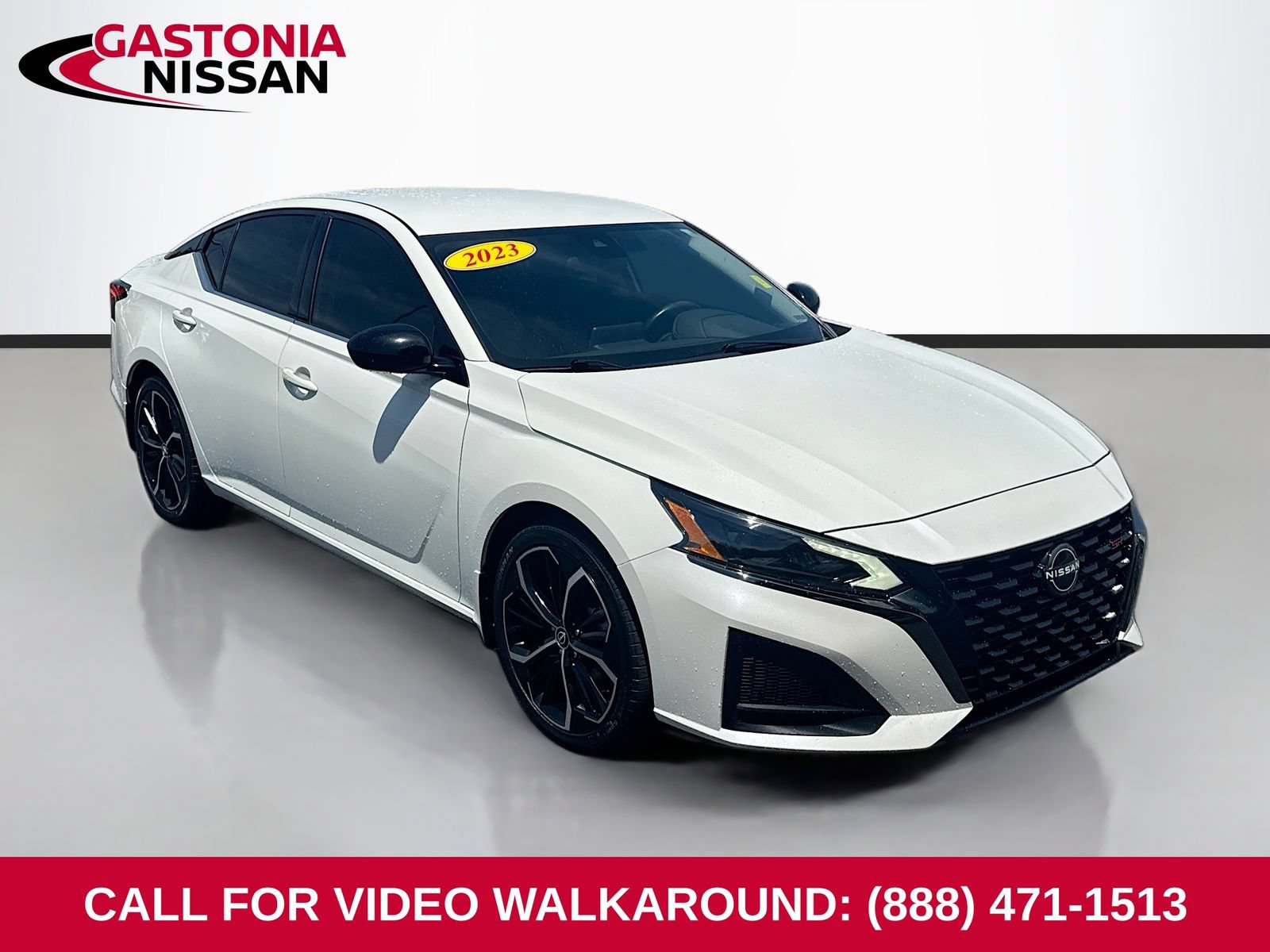 Used 2023 Nissan Altima 2.5 SR FWD image 1