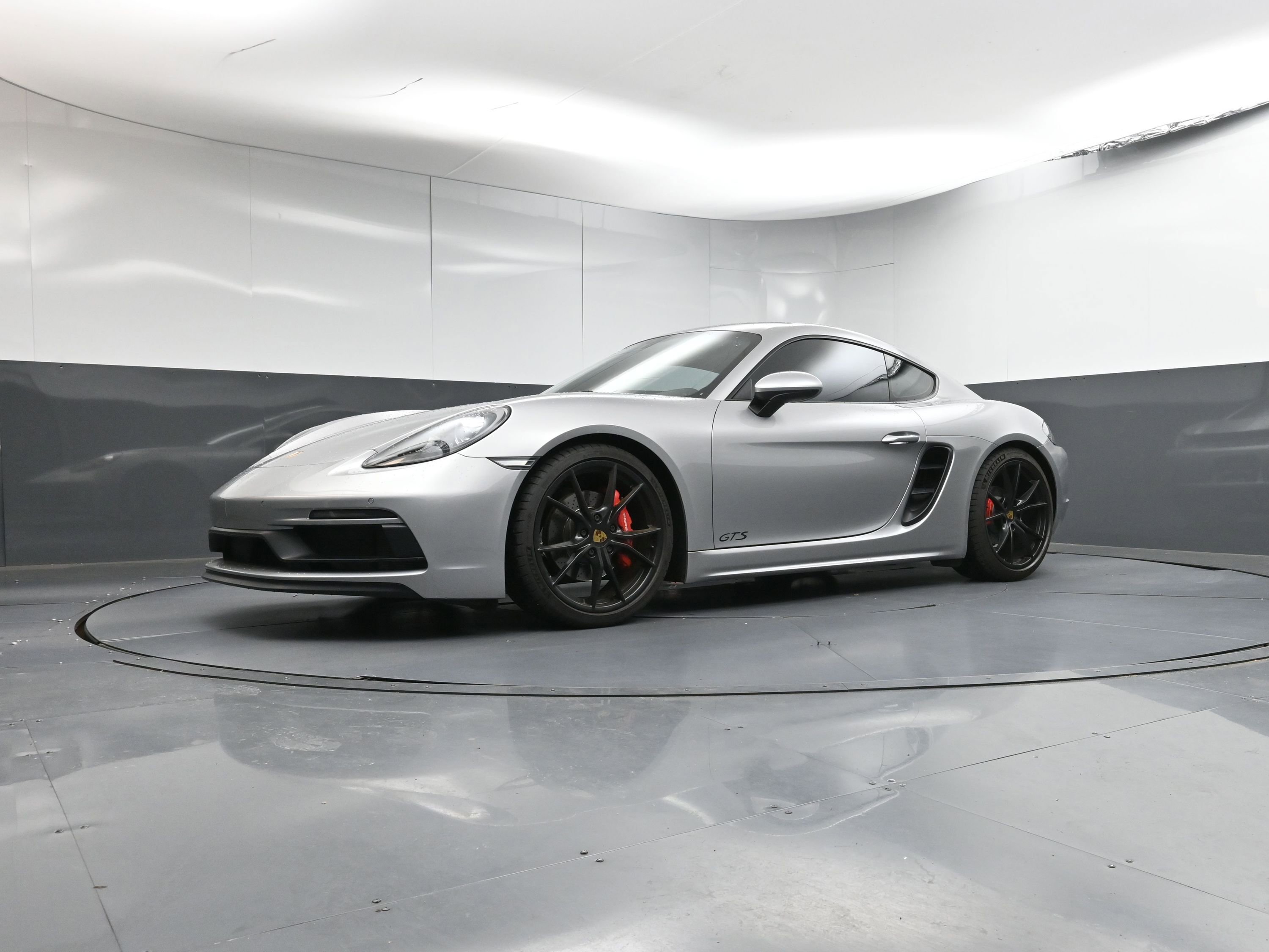 Certified 2019 Porsche 718 Cayman GTS image 32