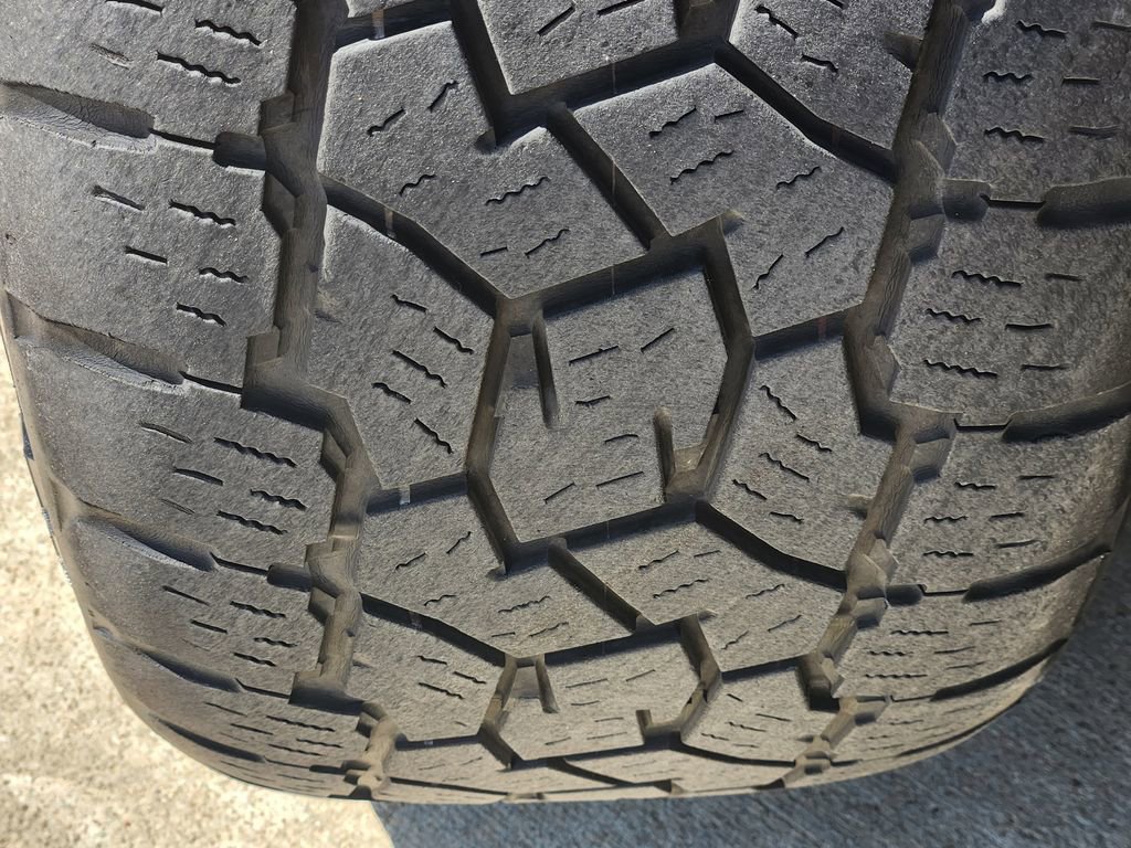 Used 2023 GMC Yukon XL Denali Ultimate image 11