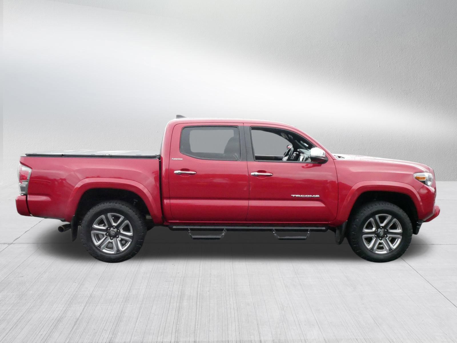 Used 2019 Toyota Tacoma Limited image 8