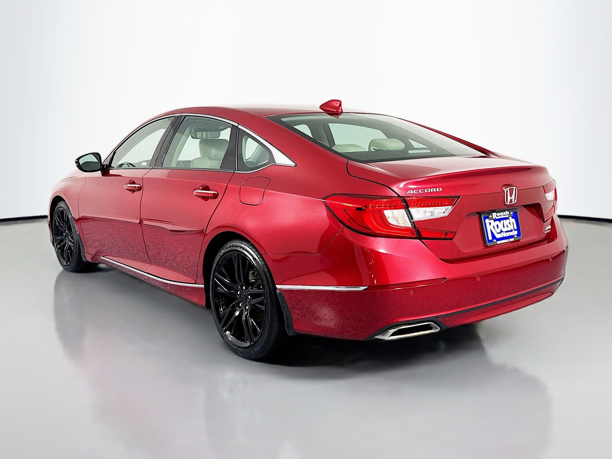 Certified 2021 Honda Accord Touring image 7