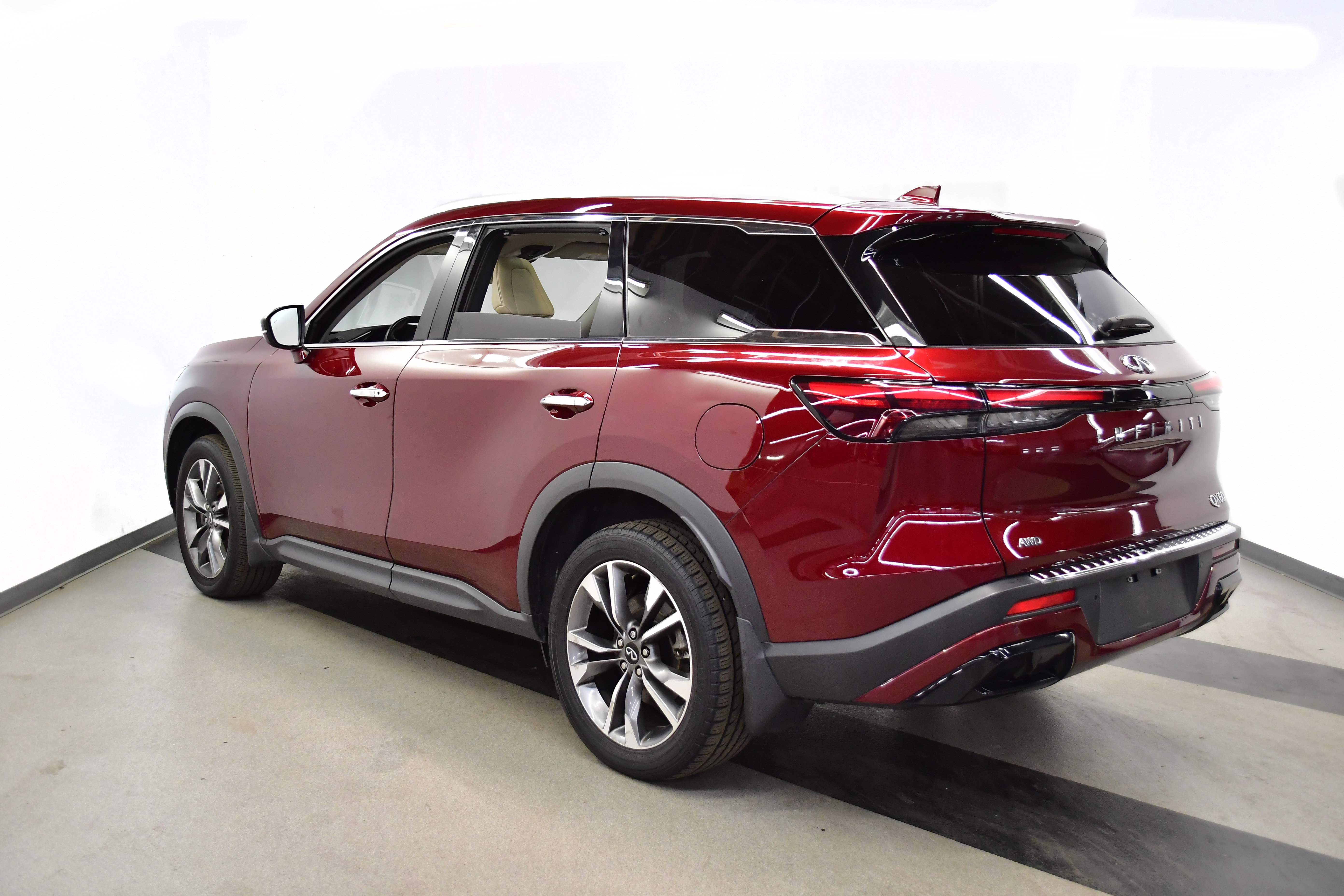 Used 2023 INFINITI QX60 Luxe w/ Cargo Package image 5