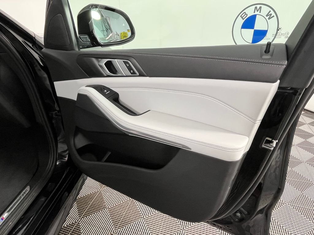 Certified 2023 BMW X5 xDrive40i w/ M Sport Package image 21
