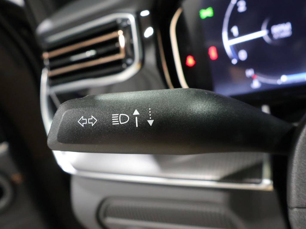 New 2026 Jeep Grand Wagoneer L Summit AWD/4WD image 38