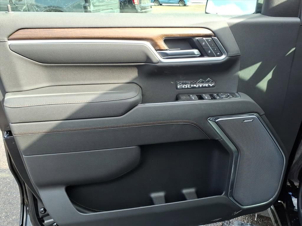 New 2026 Chevrolet Silverado 1500 High Country w/ Midnight Edition image 10