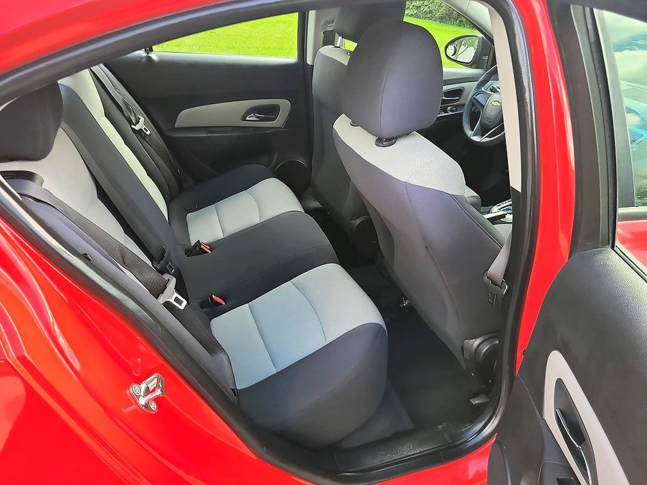 Used 2016 Chevrolet Cruze LS FWD image 41