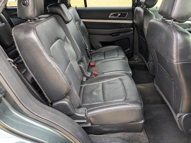 Used 2016 Ford Explorer XLT w/ Equipment Group 202A image 37