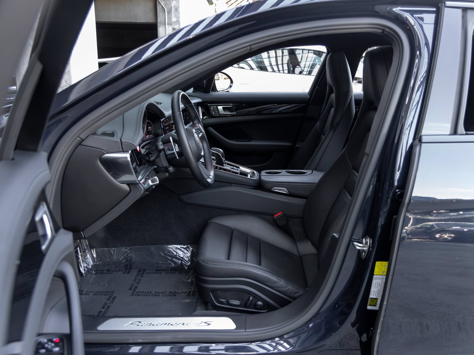 Certified 2022 Porsche Panamera 4S AWD/4WD image 26