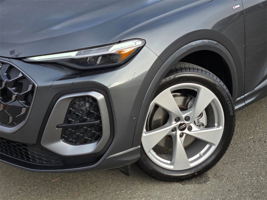 New 2025 Audi Q5 Premium Plus image 9