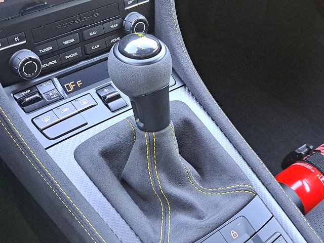 Certified 2024 Porsche 718 Boxster Spyder RS image 28