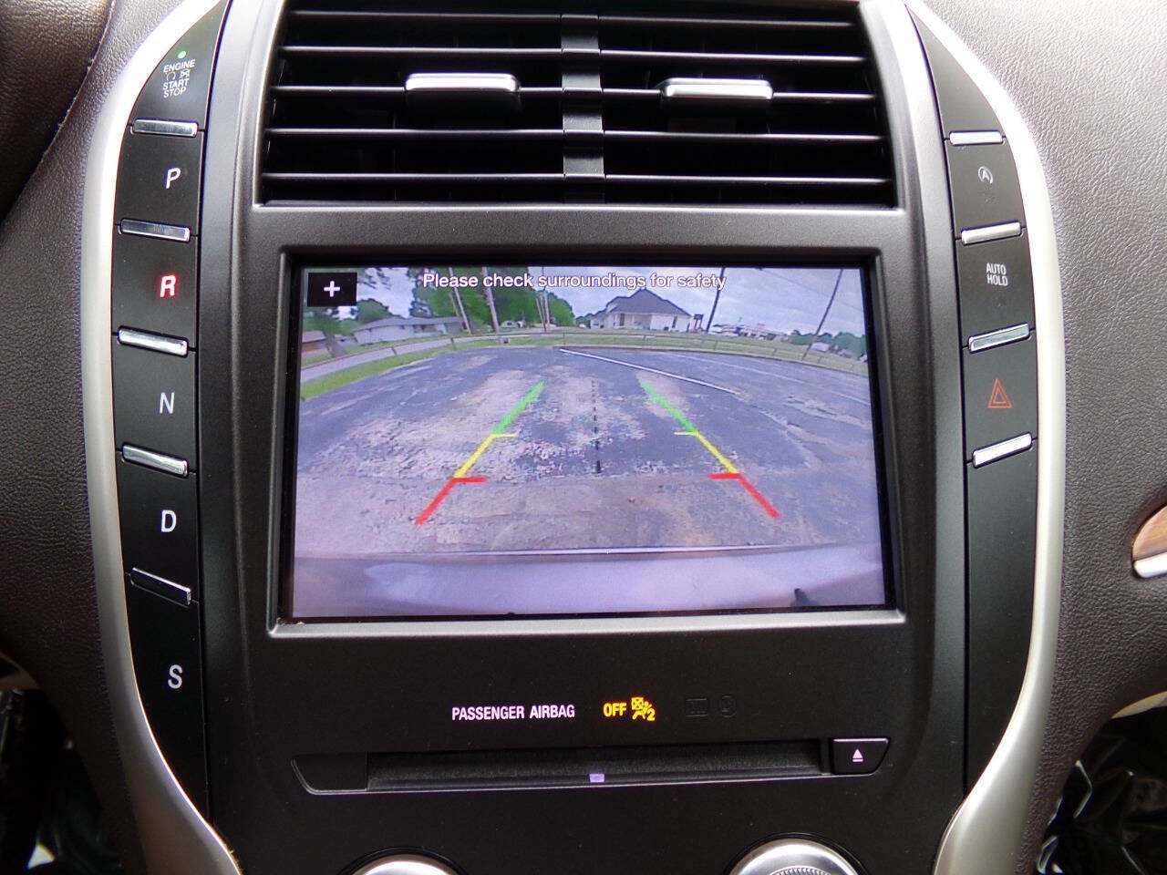 Used 2018 Lincoln MKC Select w/ Select Plus Package FWD image 27