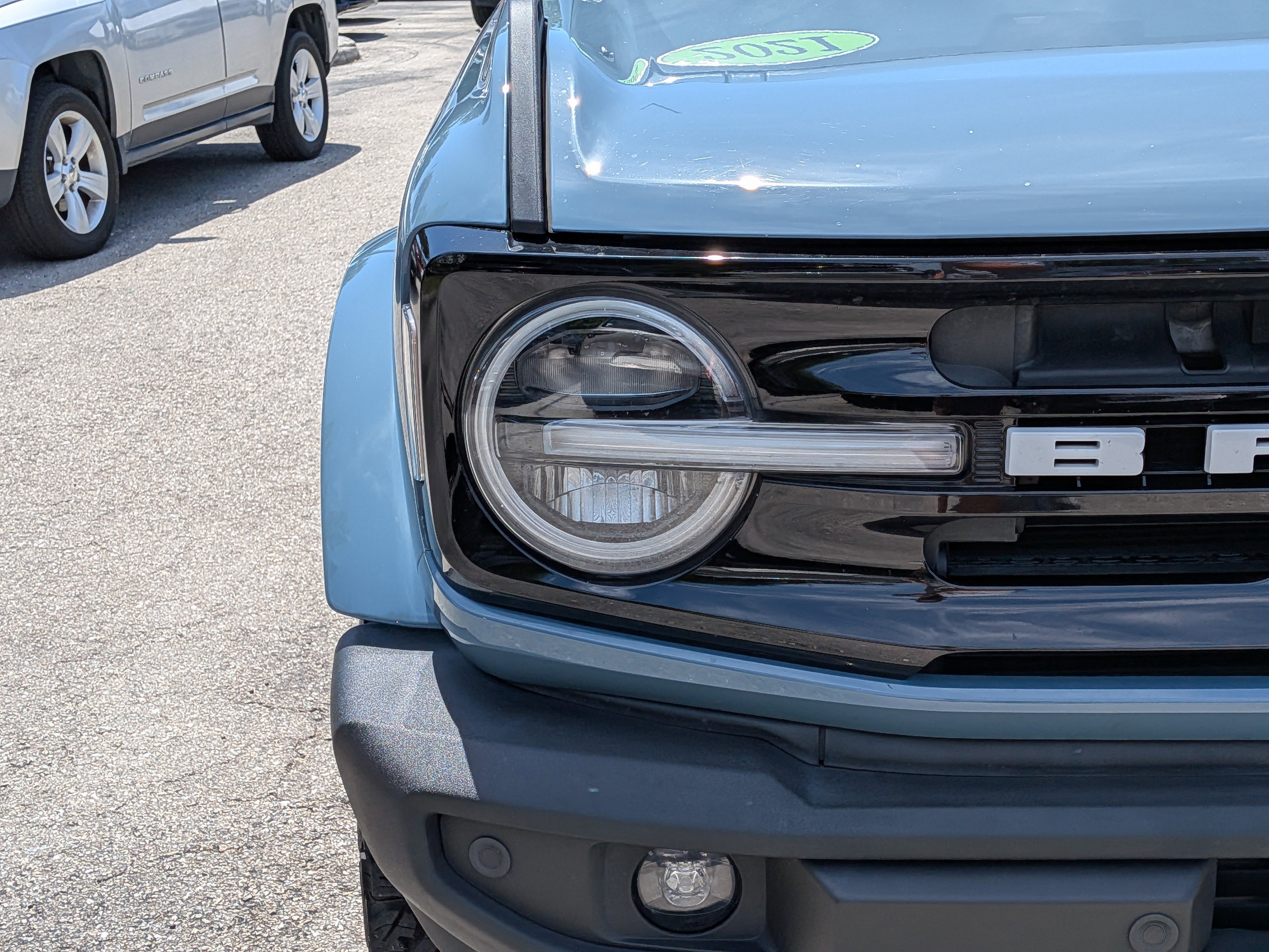Used 2021 Ford Bronco Outer Banks AWD/4WD image 9