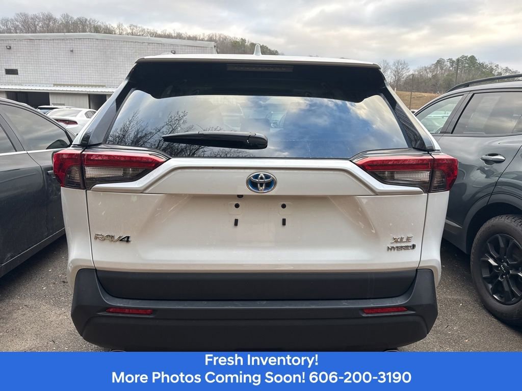 Used 2024 Toyota RAV4 XLE Premium image 7