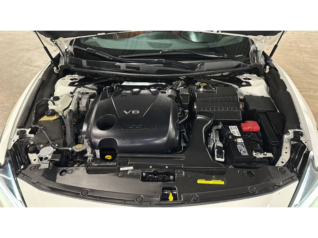 Used 2019 Nissan Maxima Platinum w/ Reserve Package FWD image 4