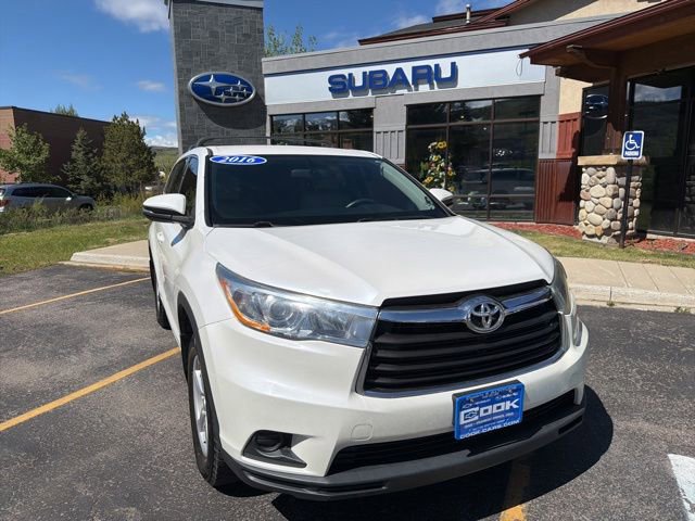 Used 2016 Toyota Highlander LE AWD/4WD image 2