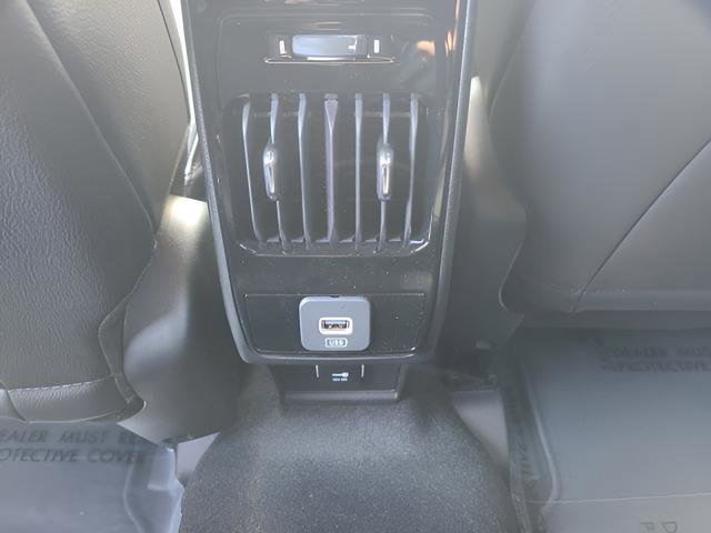 New 2026 Jeep Compass Latitude AWD/4WD image 19