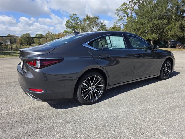 New 2025 Lexus ES 350 350 image 3