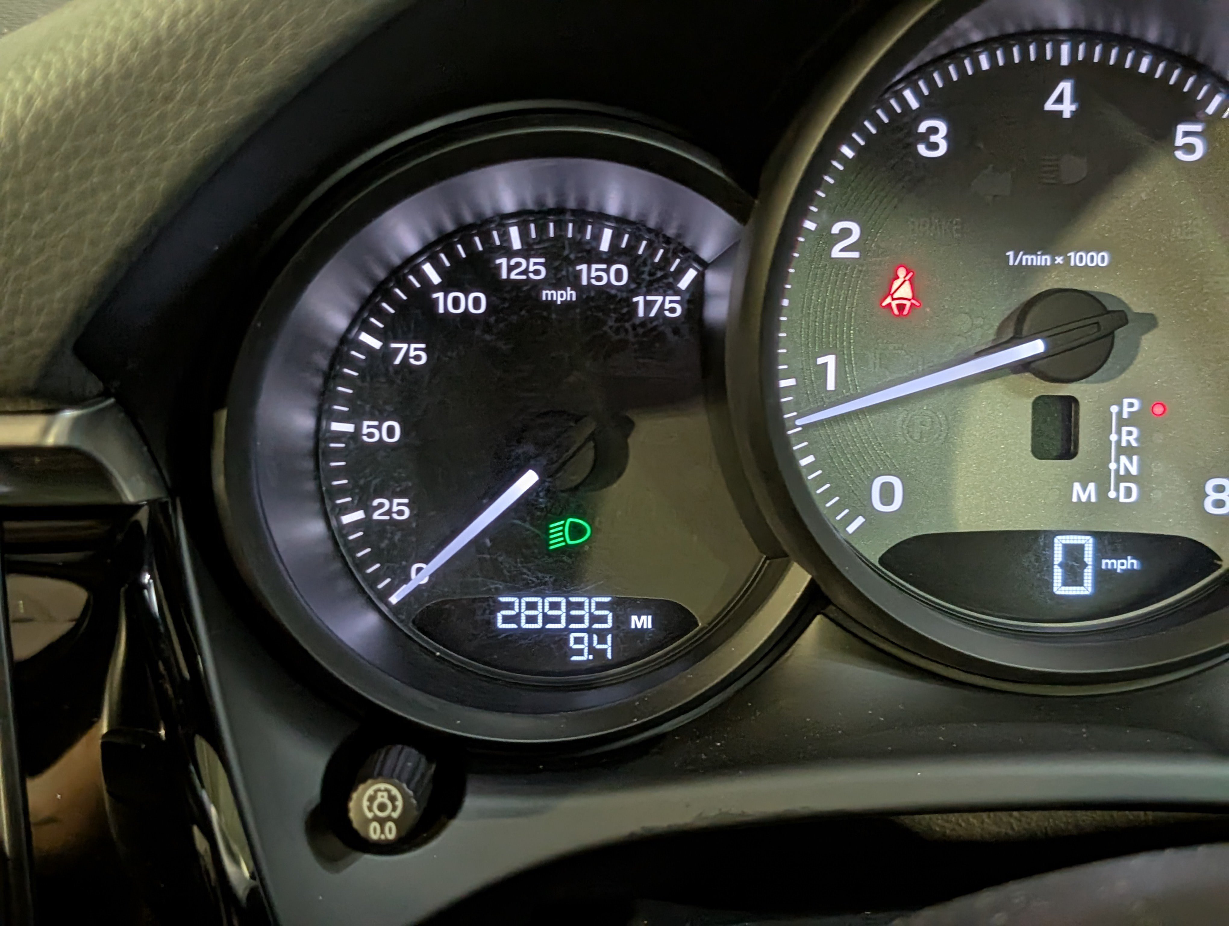 Certified 2022 Porsche Macan S AWD/4WD image 32