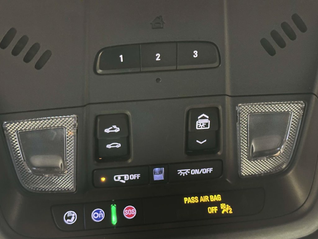 Used 2024 Cadillac XT5 Premium Luxury w/ LPO, Floor Liner Package AWD/4WD image 39