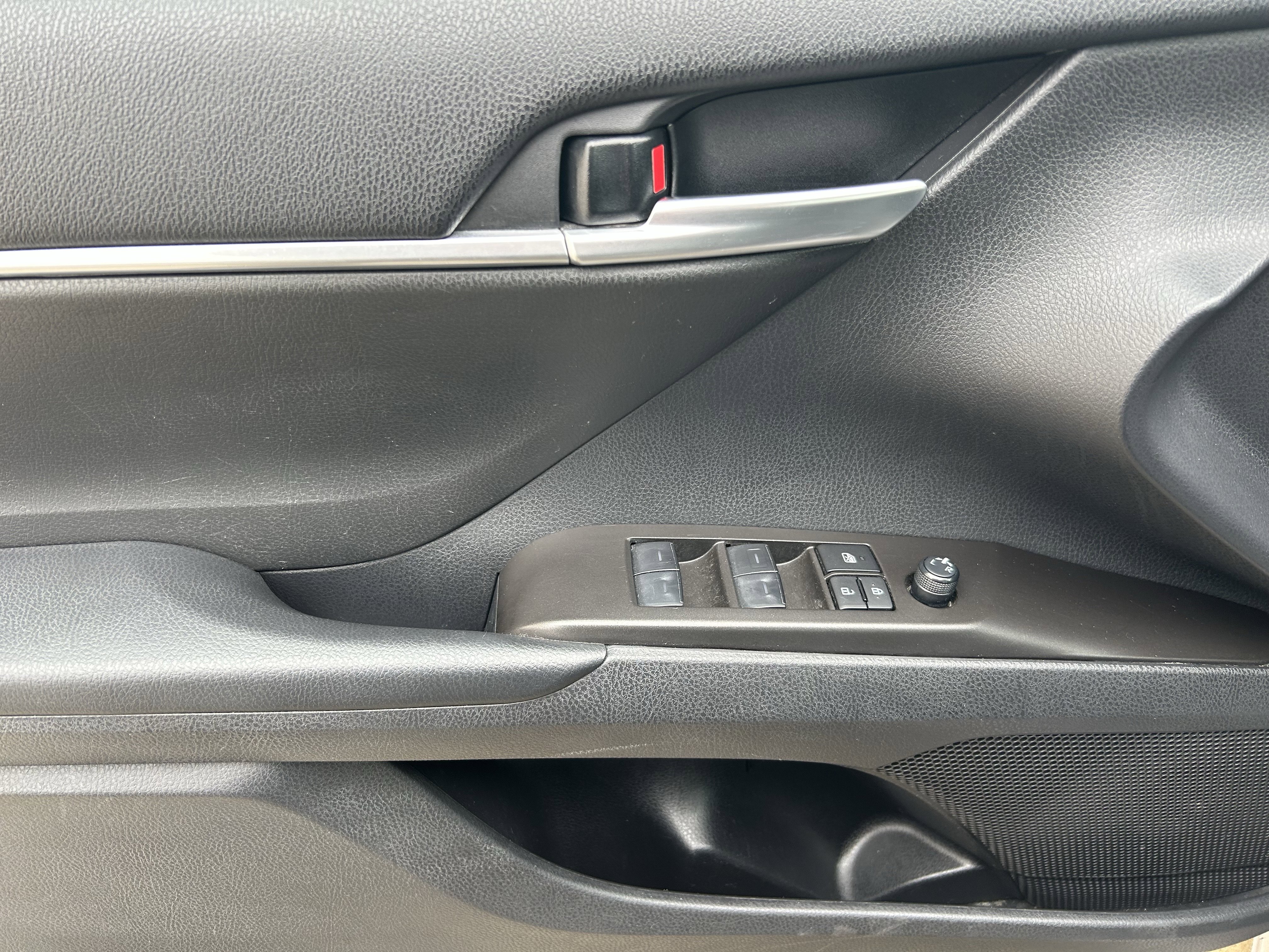 Certified 2024 Toyota Camry SE FWD image 14
