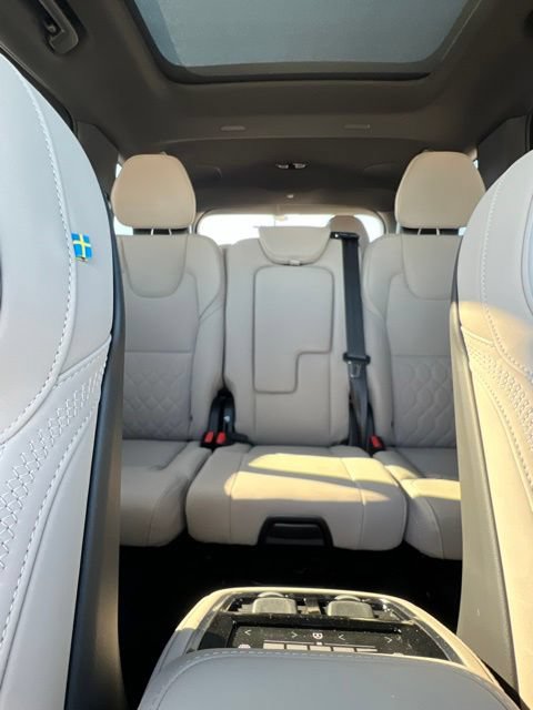New 2026 Volvo XC90 T8 Plus w/ Protection Package AWD/4WD image 22