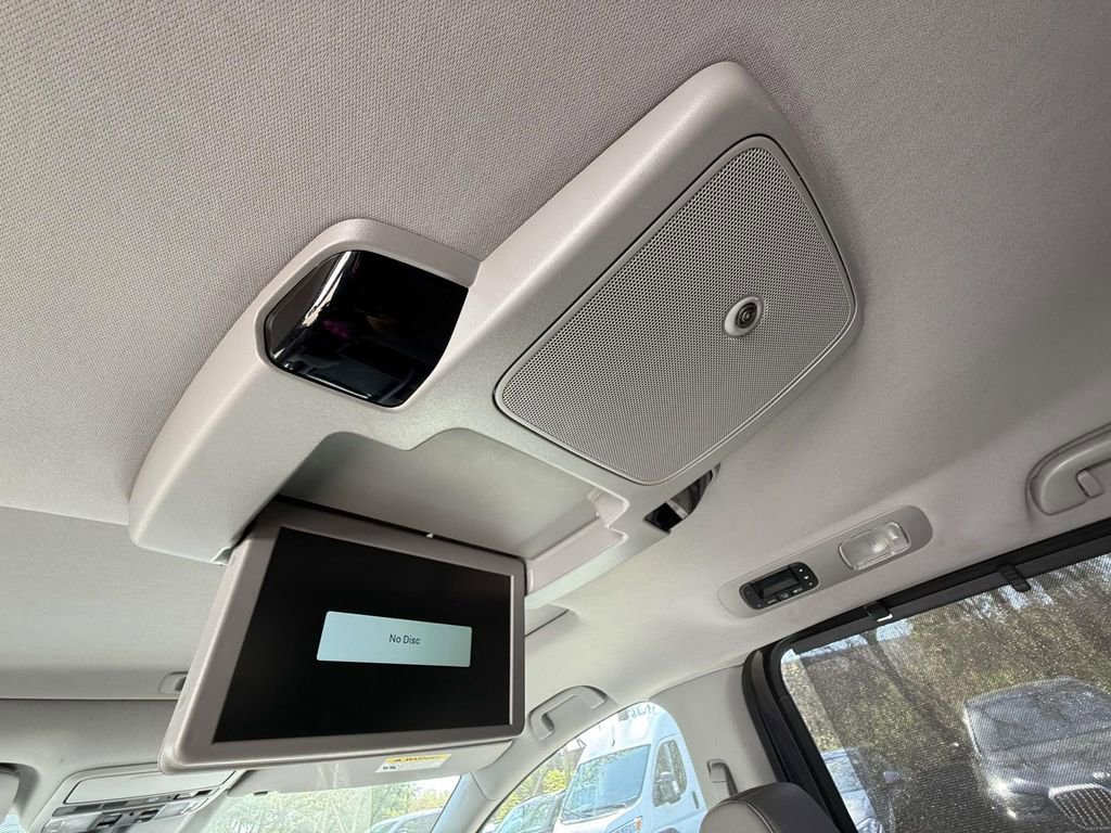 Used 2019 Honda Odyssey Elite image 17