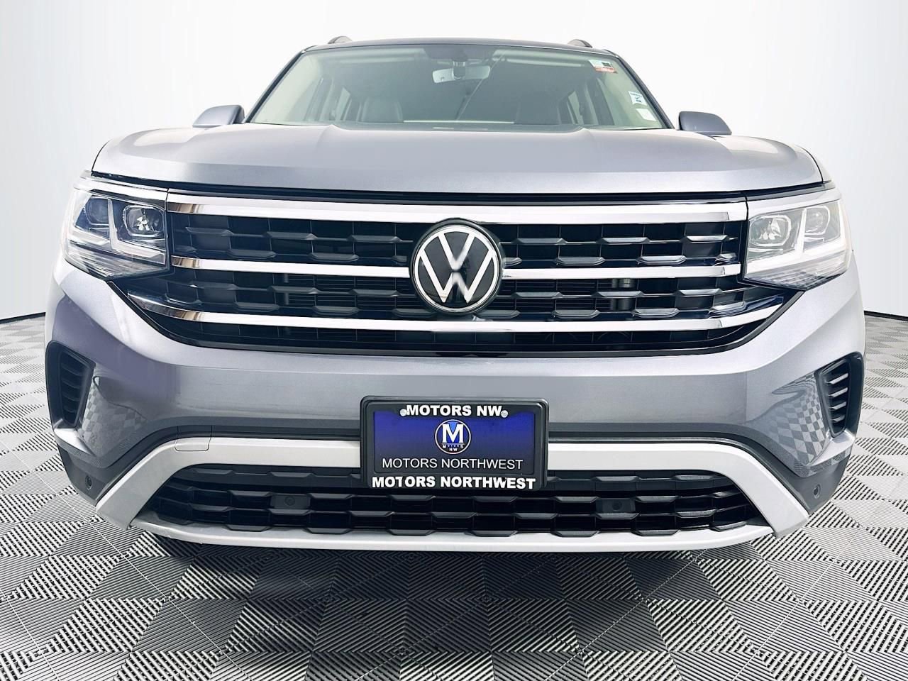 Used 2022 Volkswagen Atlas SE w/ Black Wheel Package video 3