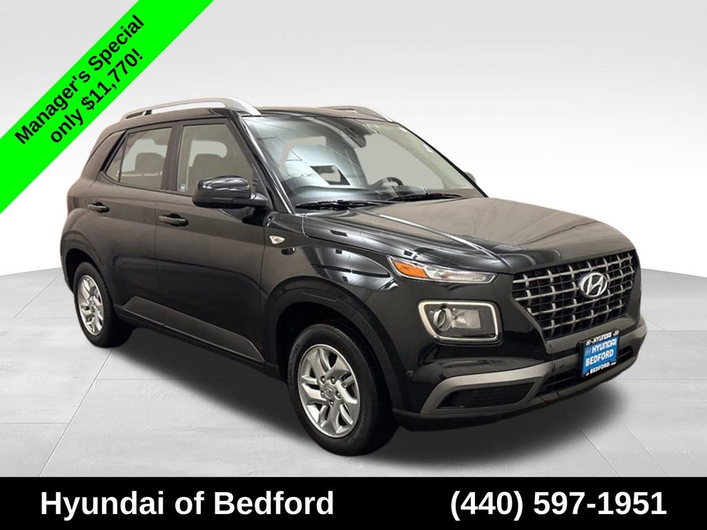 Used 2020 Hyundai Venue SEL FWD image 3