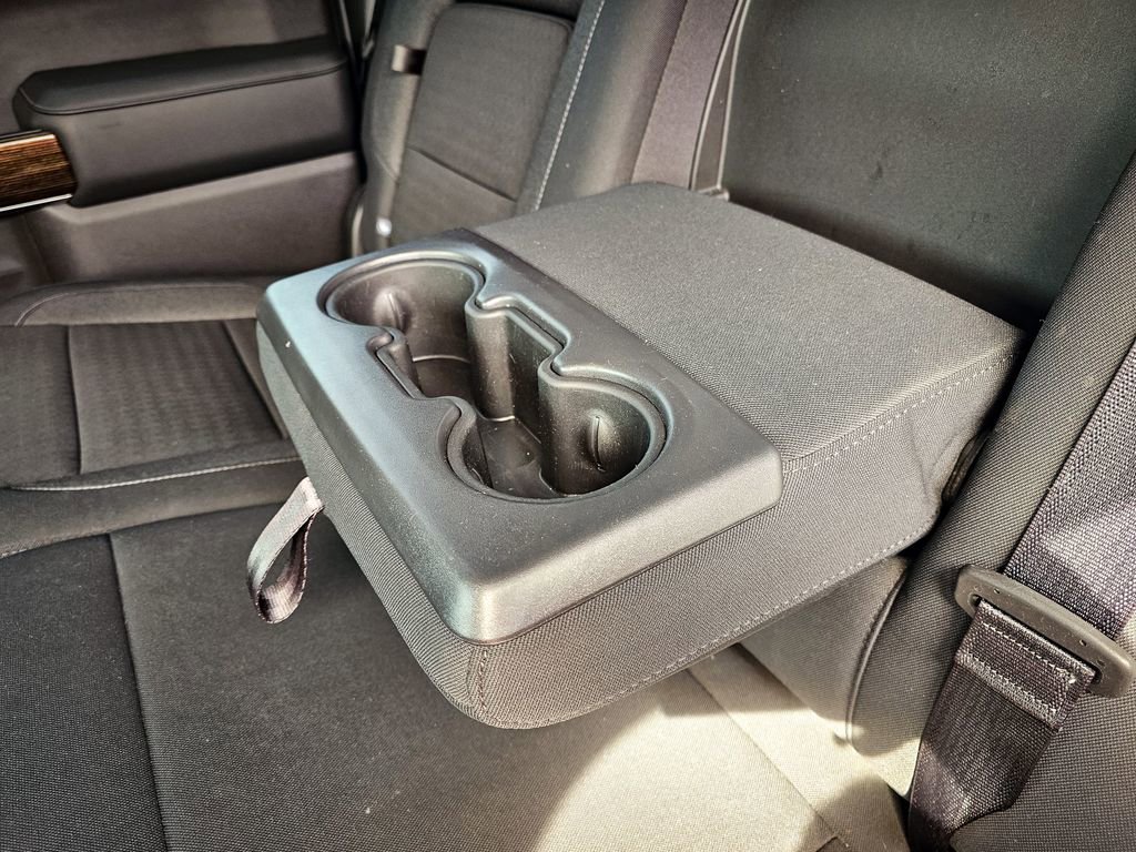 Used 2020 GMC Sierra 1500 Elevation w/ Elevation Value Package image 32