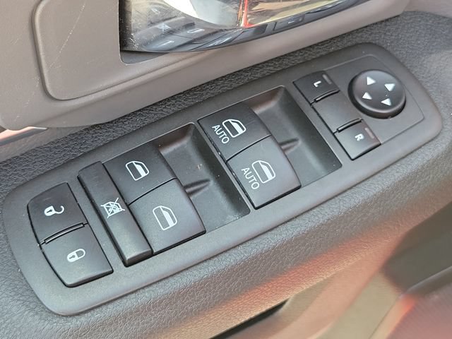 Used 2023 RAM 1500 Classic SLT w/ Trailer & Traction Group AWD/4WD image 22