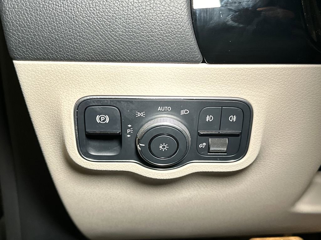 Used 2023 Mercedes-Benz GLA 250 GLA 250 image 23