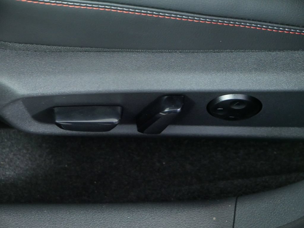 New 2026 Nissan Sentra SR w/ SR Premium Package FWD image 22