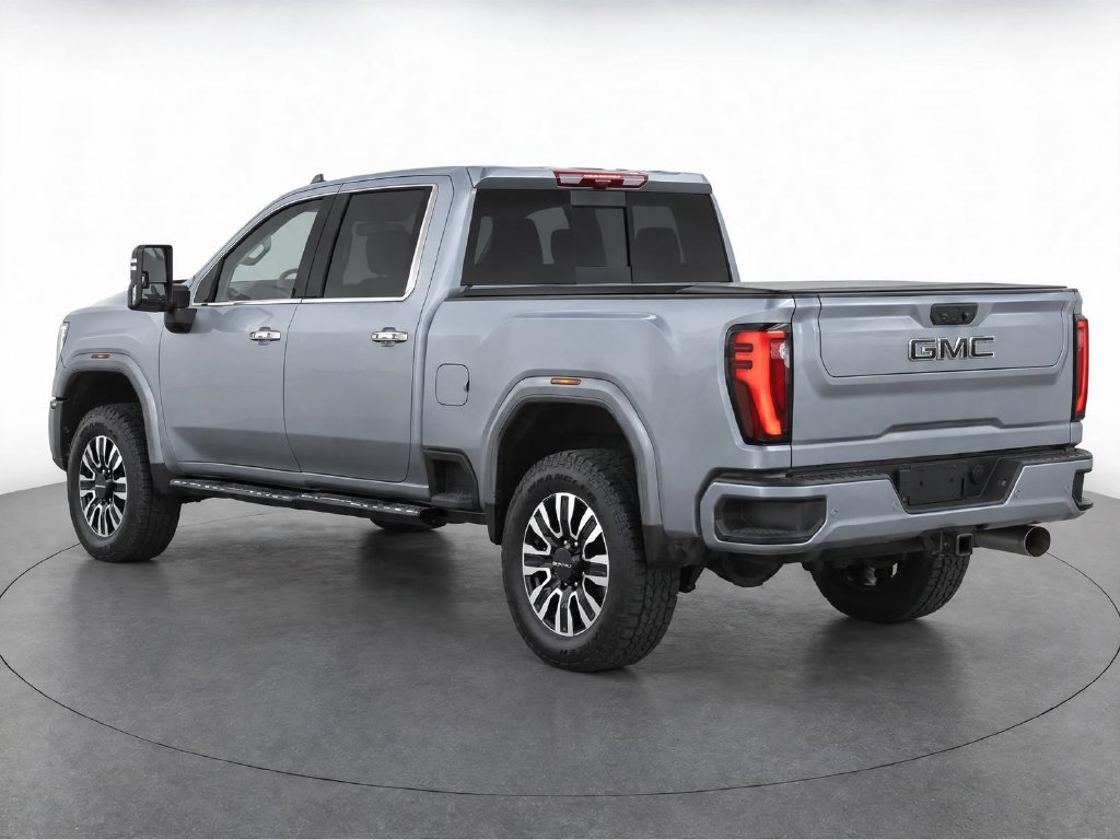 Used 2025 GMC Sierra 2500 Denali Ultimate w/ Max Trailering Package AWD/4WD image 4