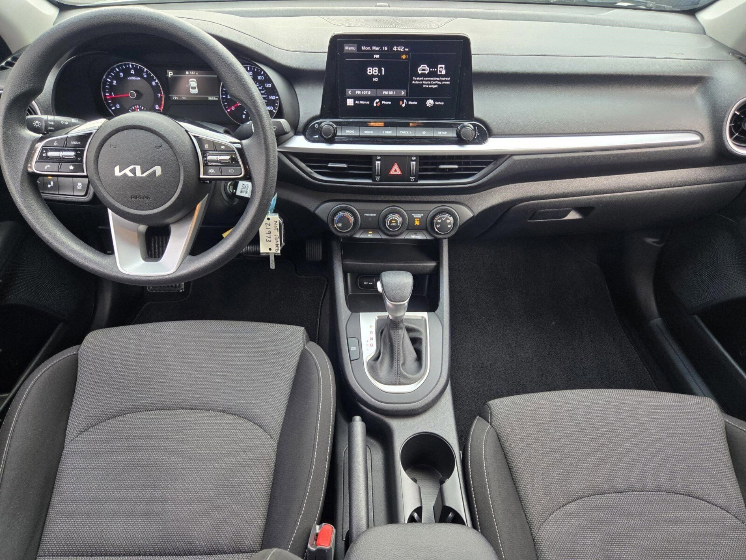 Used 2023 Kia Forte LXS w/ LXS Technology Package image 33