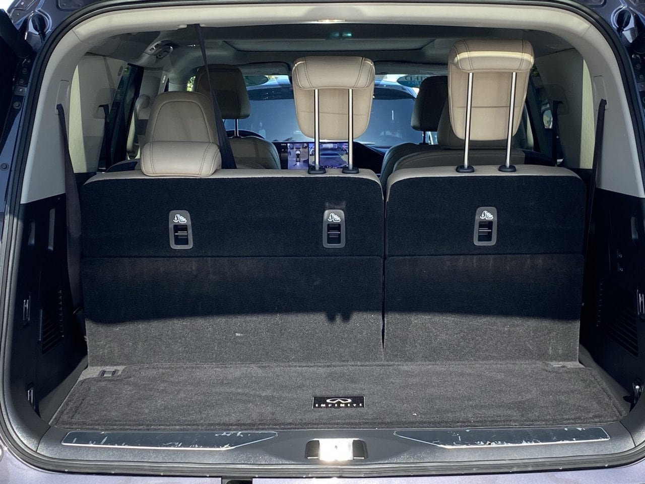Certified 2026 INFINITI QX80 Pure w/ Cargo Package AWD/4WD image 14