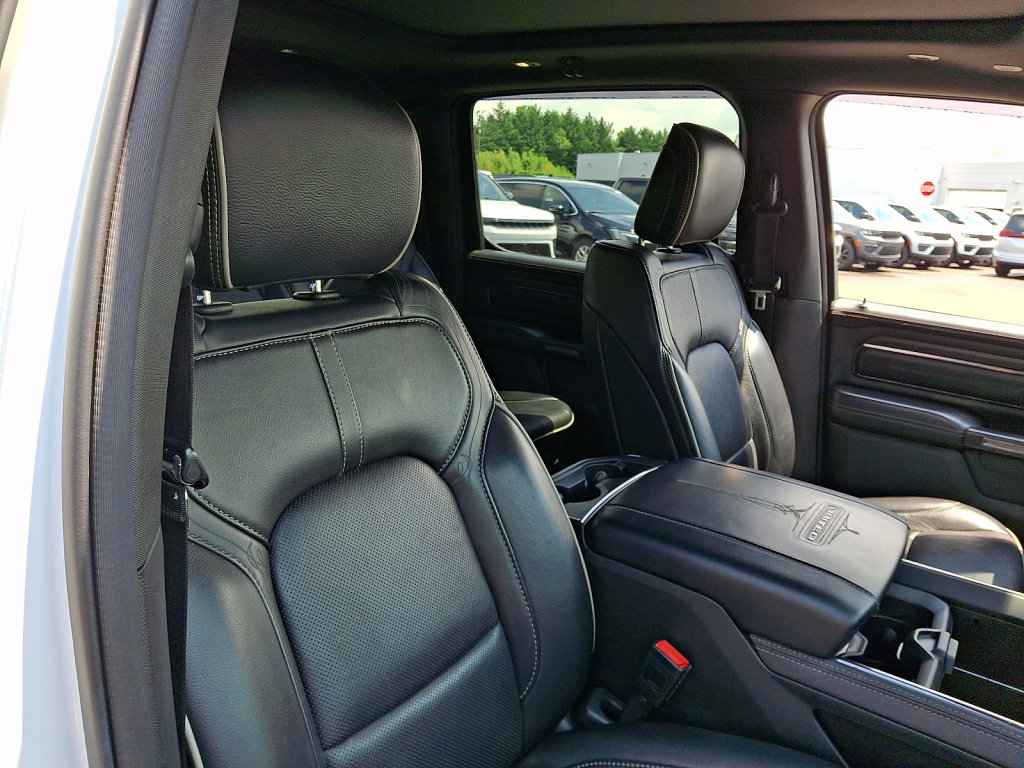 Certified 2022 RAM 1500 Limited w/ Night Edition AWD/4WD image 13