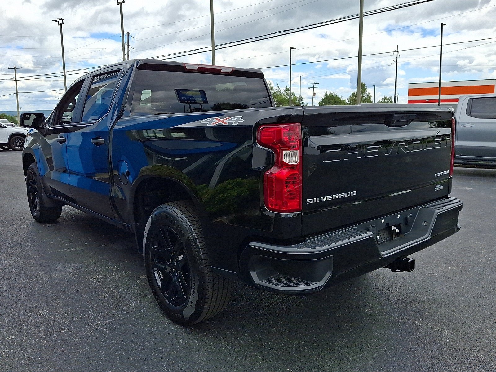 Used 2024 Chevrolet Silverado 1500 Custom AWD/4WD image 4