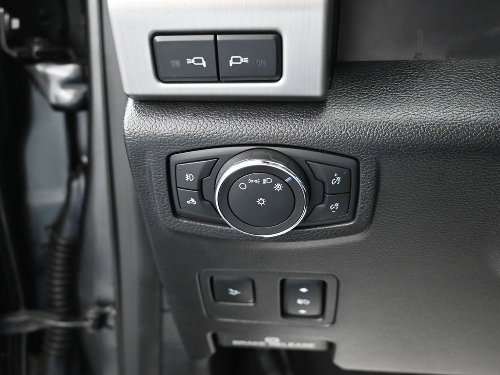 Certified 2018 Ford F350 Platinum w/ Platinum Ultimate Package image 14