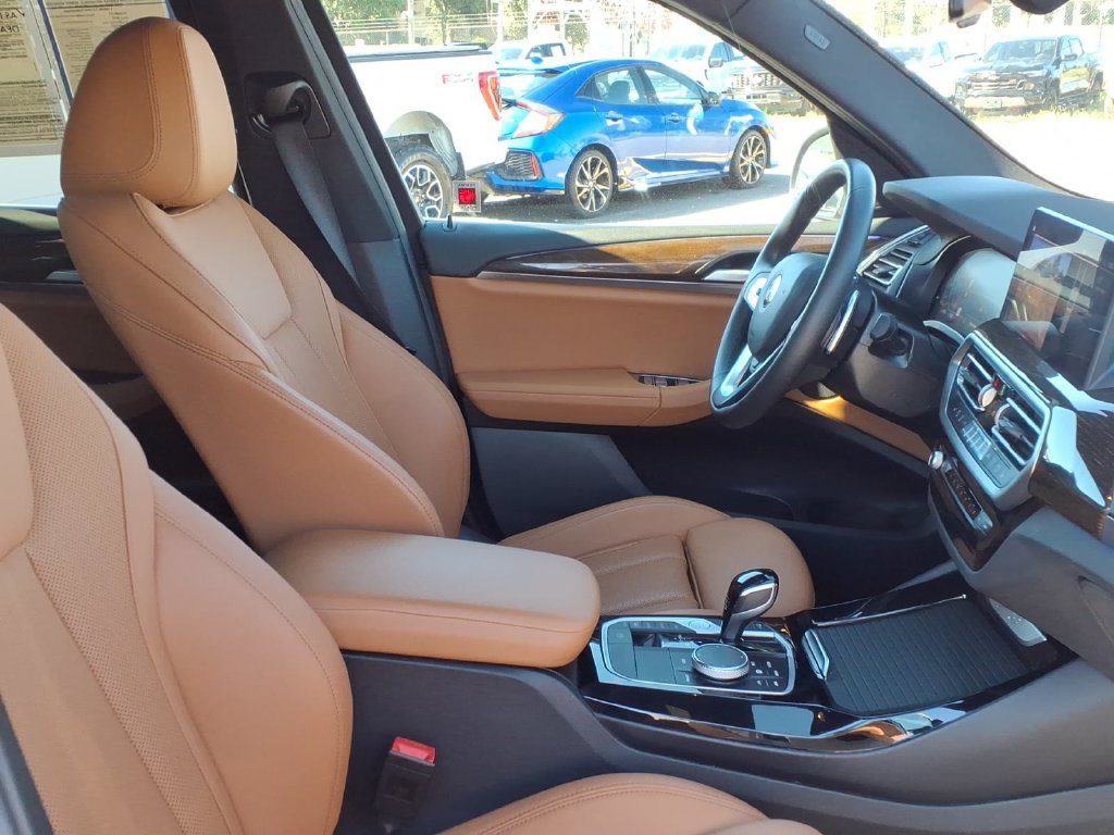 Used 2023 BMW X3 xDrive30i AWD/4WD image 12