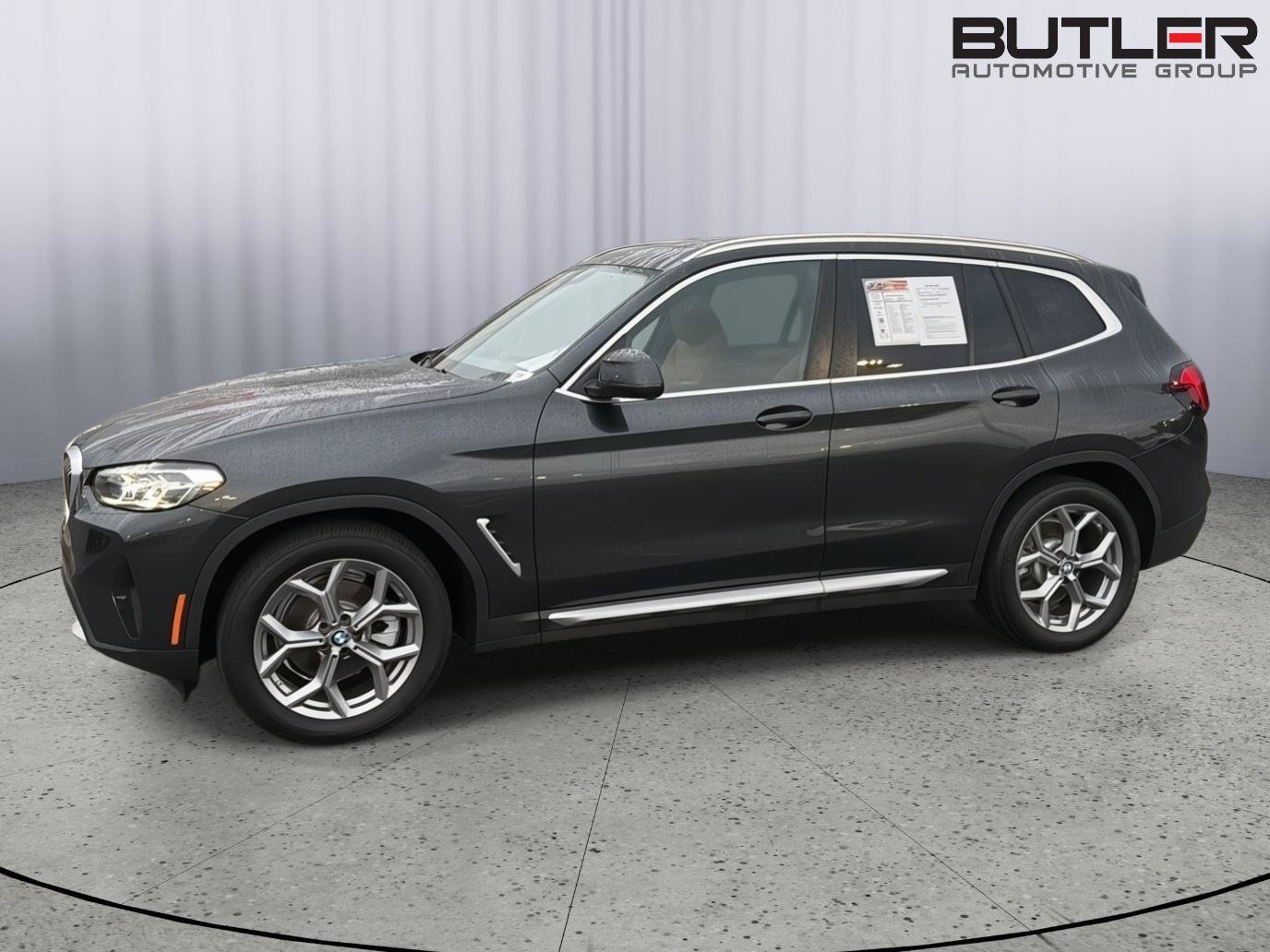Used 2023 BMW X3 sDrive30i w/ Convenience Package RWD image 3