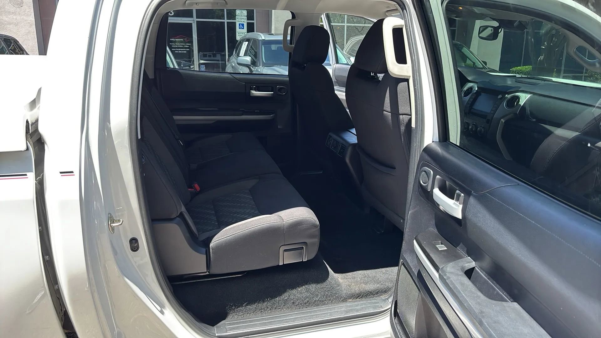 Used 2020 Toyota Tundra SR5 w/ SR5 Upgrade Package image 18