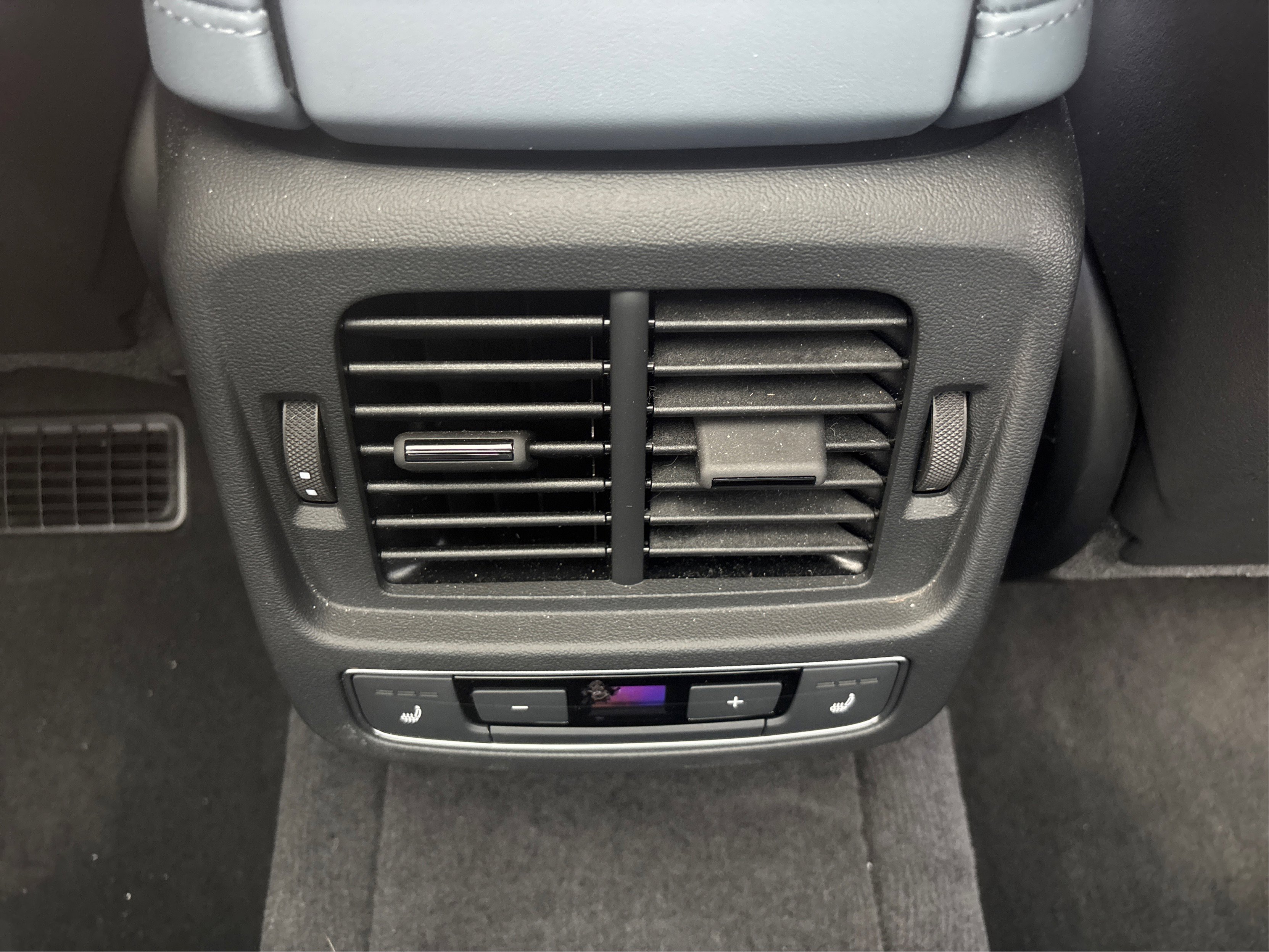 Used 2024 Audi e-tron GT Premium Plus image 57