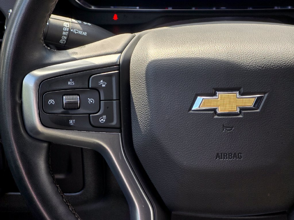 Used 2024 Chevrolet Tahoe Premier AWD/4WD image 15